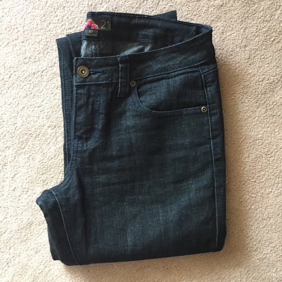 DONATED - Picture 4 of 4